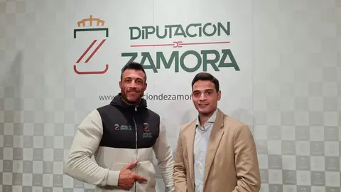 El culturista Rubén Prieto y el diputado de Deportes y Juventud de la Diputación de Zamora, Juan del Canto Sevillano