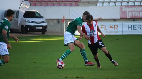 Instante del encuentro entre Zamora CF y Coruxo