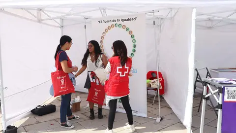 Cruz roja espacio propio