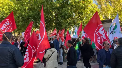 foto concentración trabajadores sacyl 1