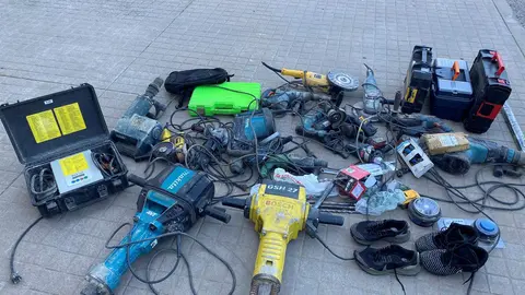 Herramientas intervenidas a los detenidos