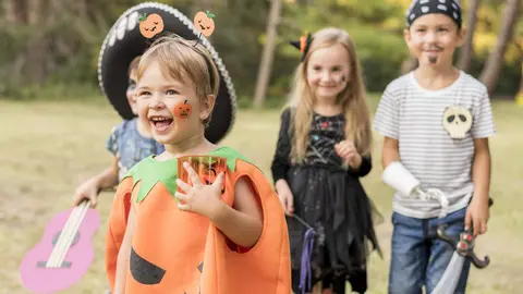 Niños disfrazados de Halloween (1)