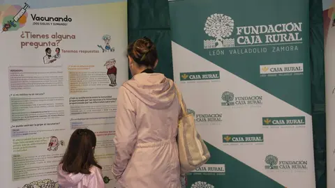 Inauguración de la exposición itinerante Vacunando