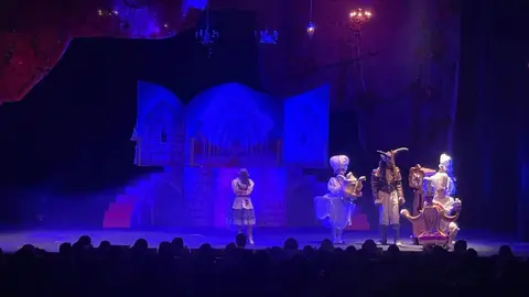 La Bella y La Bestia en el Ramos Carrión