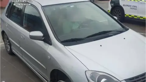 El coche interceptado en la A-66