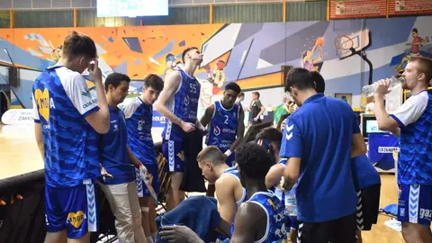 CB Zamora tiempo muerto