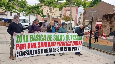 Protesta de la Plataforma por una Sanidad Pública Digna de la Zona Básica de Salud de Tábara