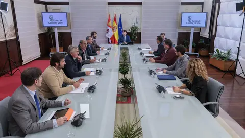 Reunión con profesionales y representantes del sector ganadero