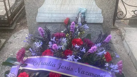 tumba de Ramón Álvarez