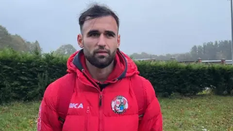 Luismi Luengo analizando el empate ante el Racing Villalbés