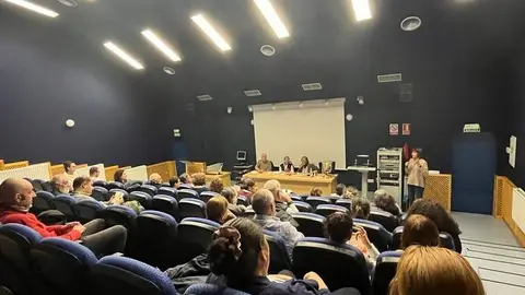 mesa redonda de portugués