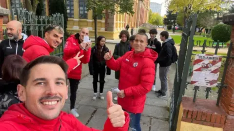 Los jugadores invitan a los jóvenes de Zamora a disfrutar de un domingo cargado de actividades