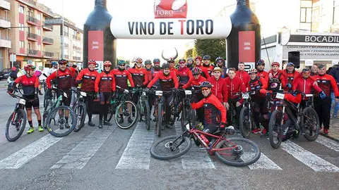 Carrera VinToro Bike año 2023