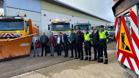  Ángel Blanco presenta la campaña de vialidad invernal en la provincia. Fotos Marcos Vicente (1)