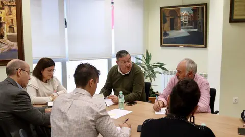el Presidente de la Diputación junto con la alcaldesa de Benavente
