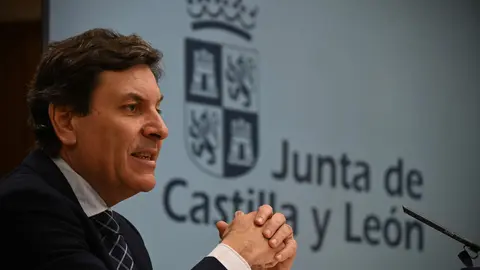 El consejero de Economía y Hacienda y portavoz, Carlos Fdez. Carriedo