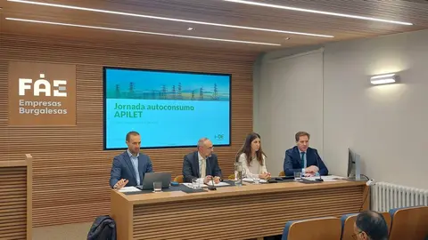 2023-11-27.- i-DE acerca el autoconsumo en Burgos