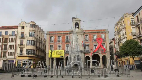 Plaza Mayor de Zamora con la nueva iluminación de Navidad