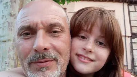 Miguel y su hija Victoria