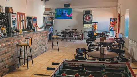 bar la Escuela de Melgar de Tera