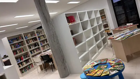 Biblioteca Corrales del Vino