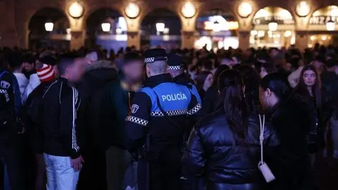 Policía en la Nochevieja Universitaria vía Salamancartvaldia.es