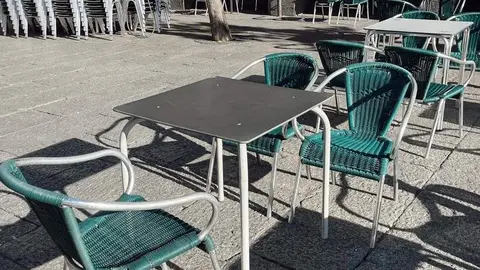 Terraza de un bar en la Plaza Mayor de Zamora. IMagen de archivo