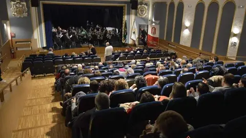 Nacor Blanco toca por la 'Esperanza' (2)