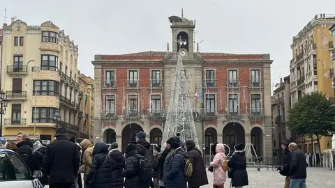 turistas en invierno por Zamora