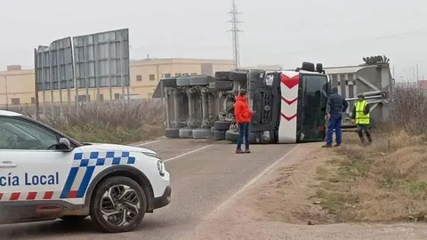 accidente camión en Toro 