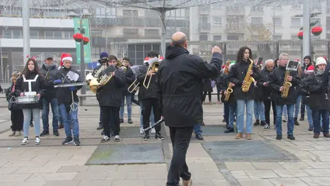 Pasacalles Maestro Nacor Blanco_15