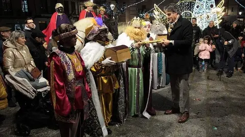 Los Reyes Magos visitan Toro (2)
