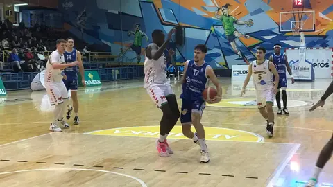 5D374487-A0A0-4601-A701-ADFA3526B3CC