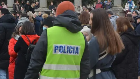policia 200 aniversario (101)_tn