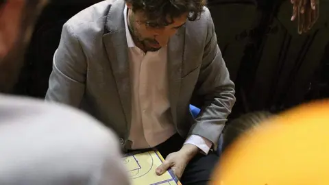 Zamarat-Picken Claret_3