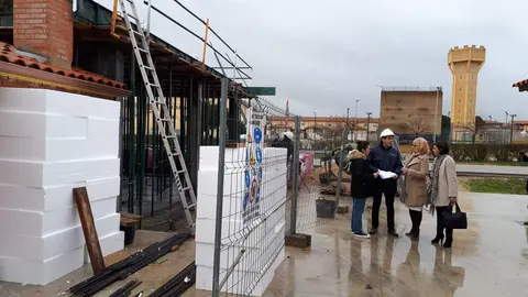 Delegada visita obras ampliación del colegio de Arcenillas 4
