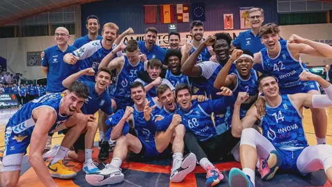 D324F2C4-3676-49DC-A381-F3855FE6D218