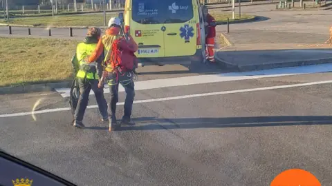 EL GRUPO DE RESCATE DE LA JUNTA DE CASTILLA Y LEÓN AUXILIA A UN PEREGRINO. Imagen protección civil