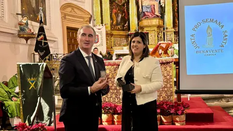 Benavente y Segovia hermanan sus Semanas Santas