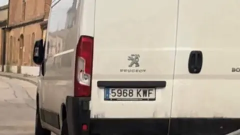 Furgoneta robada en Moraleja del Vino