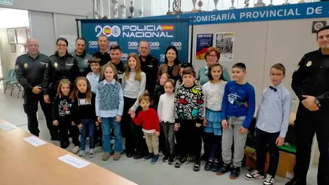 La Policía Nacional de Zamora entrega los diplomas del Concurso de Dibujo
