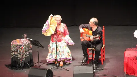 Soledad Luna durante su actuación en el ramos Carrión