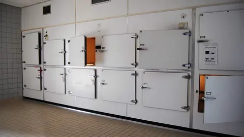 Interior de una morgue
