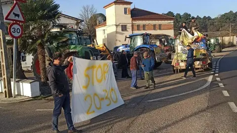 Tractorada
