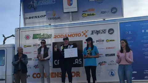 Andrea Vallejo se alza con el triunfo femenino en el Enduro de A Peroxa