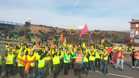 agricultores para el tráfico en la A-6