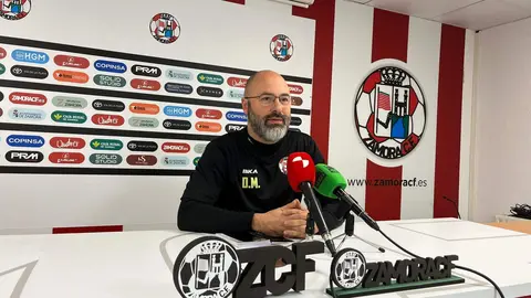 David Movilla en rueda de prensa previa al partido ante el Coruxo