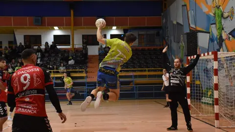 Balonmano Zamora-Atlético Novás_19