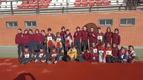 Escuela del Vino Toro Caja Rural en los juegos escolares en pista