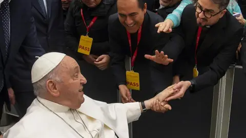 El párroco zamorano Florentino Pérez en el saludo al Papa Francisco a los participantes en el Congreso Internacional para la Formación Permanente de los Sacerdotes. Fotografía: @florentinoperezv